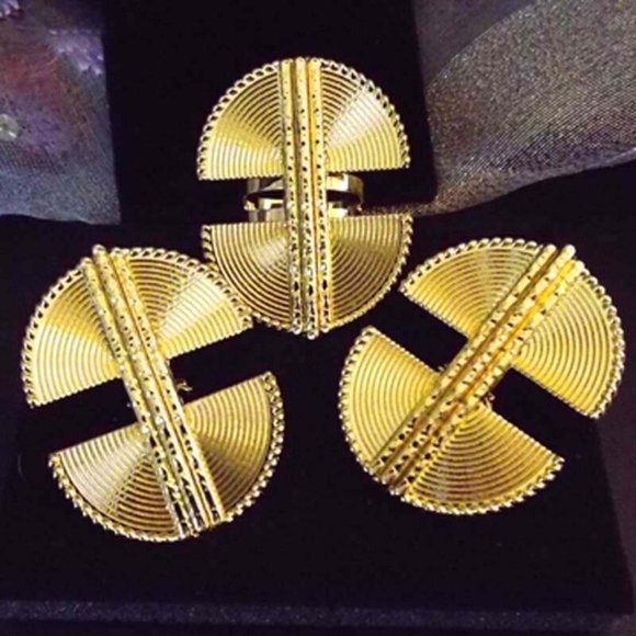 MAYAN MASSIVE HALF GOLDEN "CROP"CIRCLES WITH CENTER BAR EARRINGS AND RING SET 9 - Picture 1 of 2